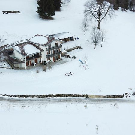 Готель Garni Fobbie Брентоніко Екстер'єр фото