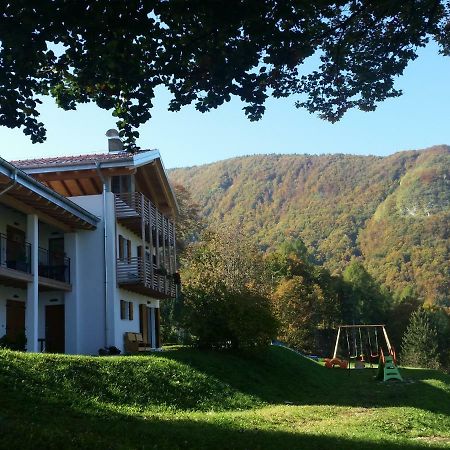 Готель Garni Fobbie Брентоніко Екстер'єр фото
